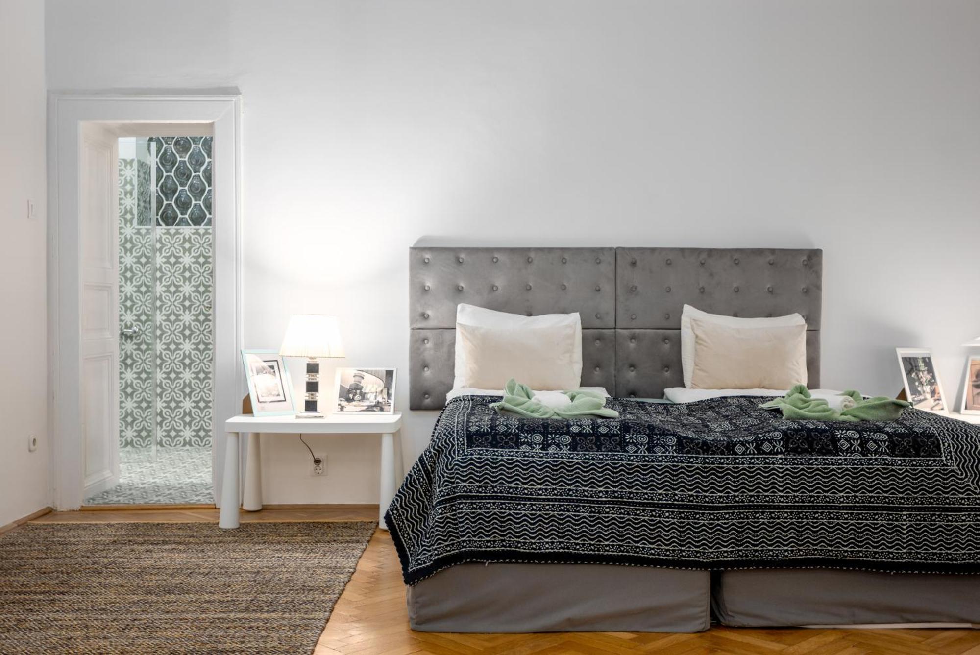 Bohemien Apartment บูดาเปสต์ ภายนอก รูปภาพ